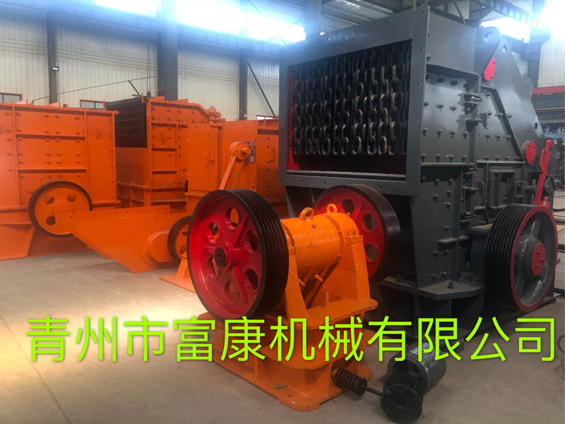 移動石子破碎機各主機生產現場