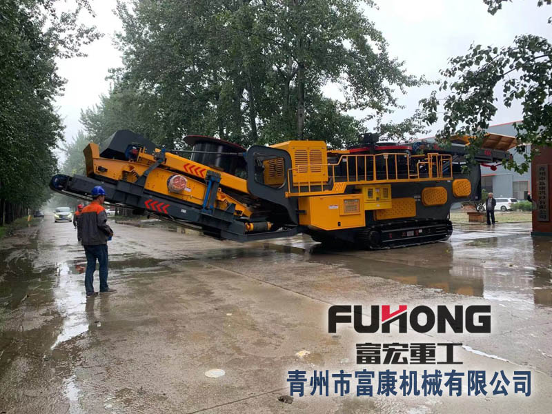 移動鵝卵石破碎機